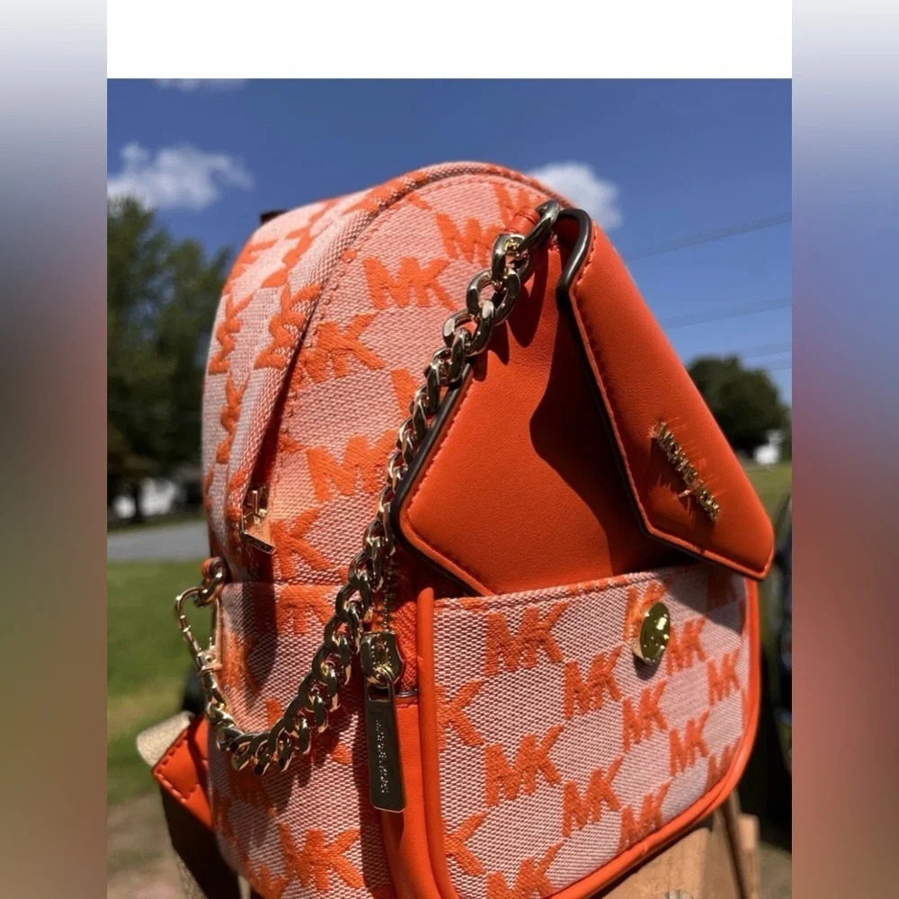 Michael Kors Orange Jacquard Mini Backpack Wallet 2-in-1 NWT - Picture 3 of 8